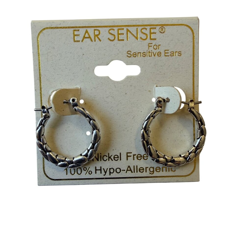 Y2K Silver Tone Textured Pebble Hoop Earrings 3/4" D Nickel Free Hypoallergenic - Picture 4 of 4
